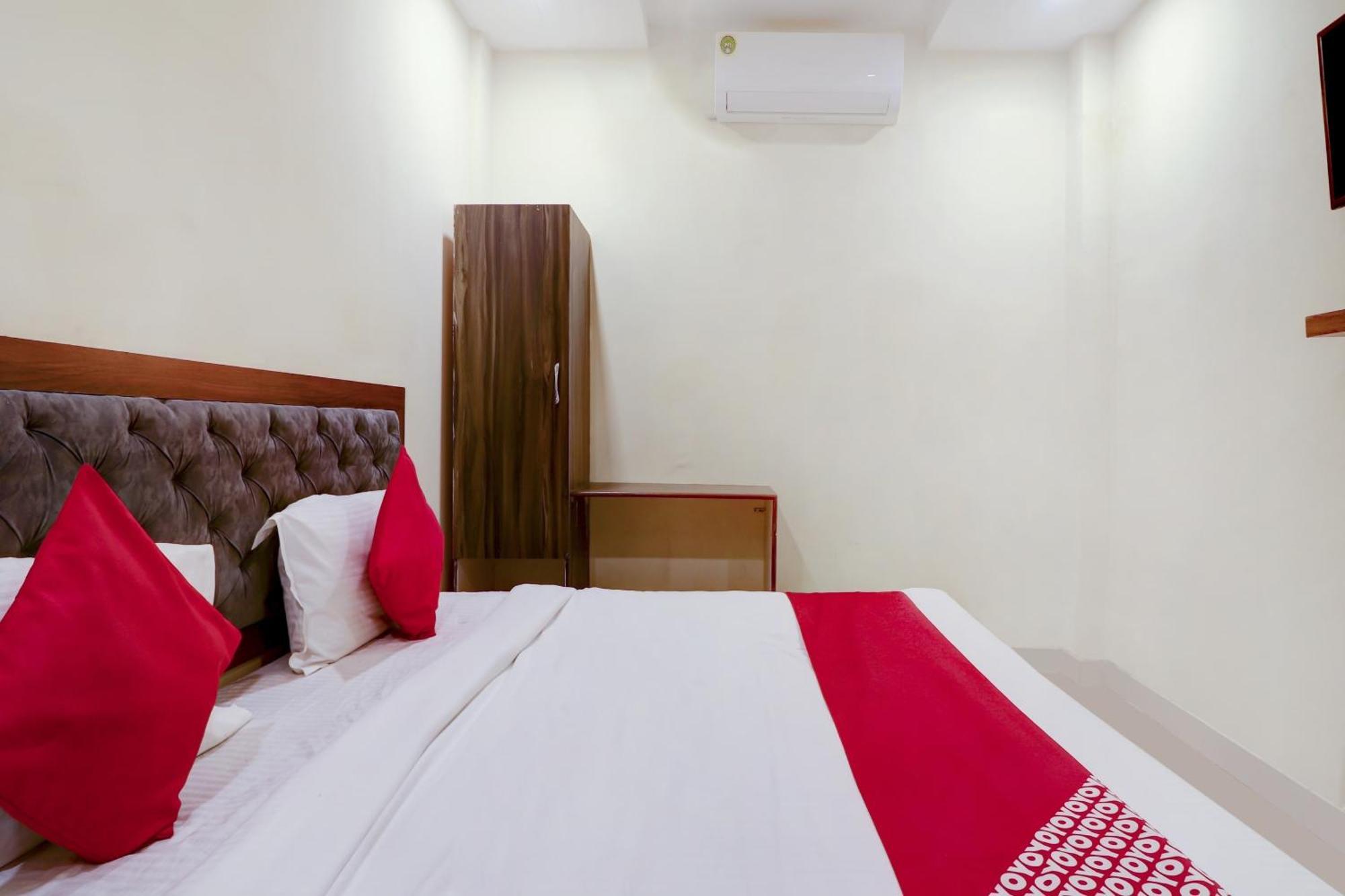 Hotel O Rsquare Elite Sururnagar Exteriör bild