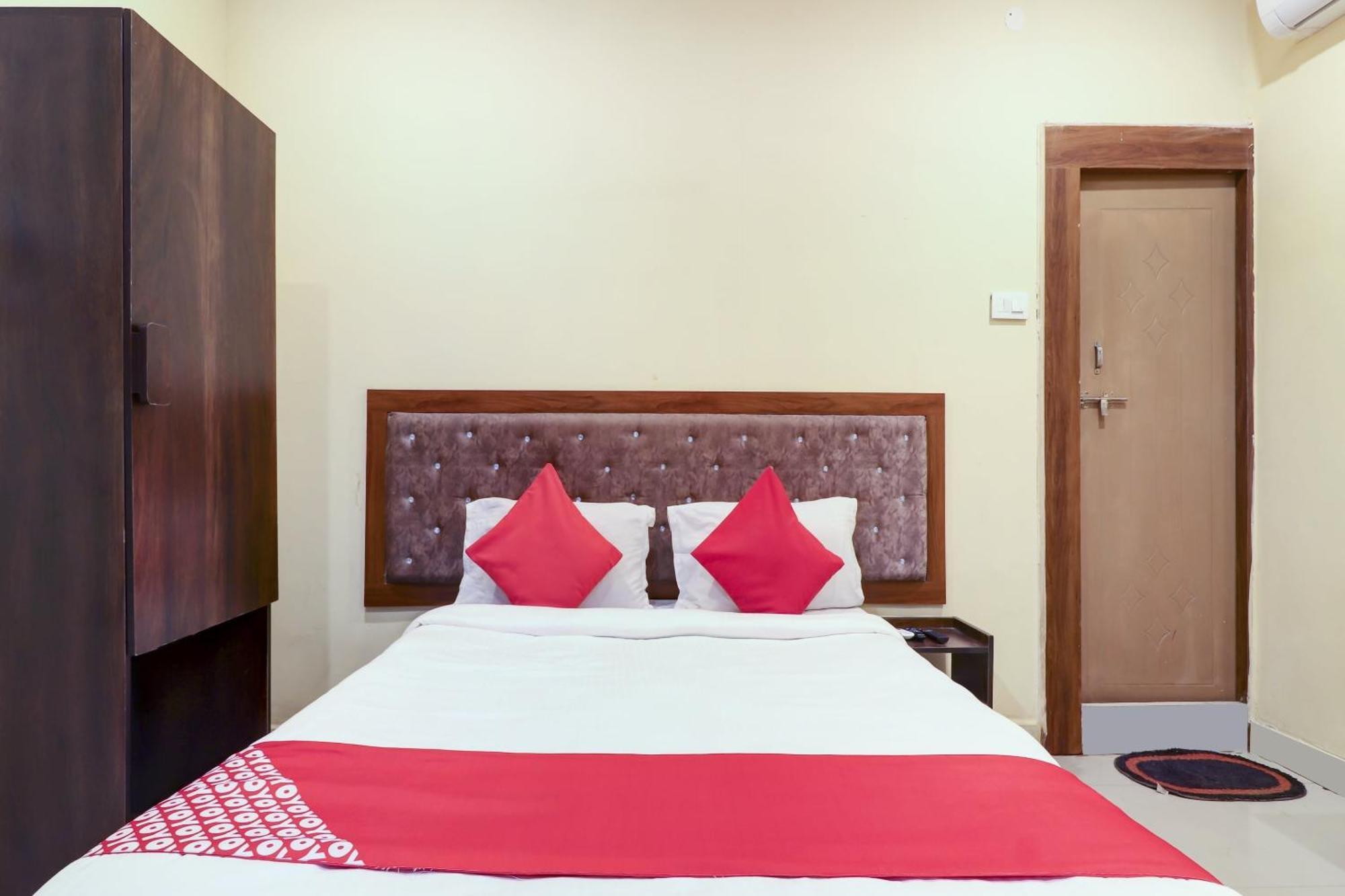 Hotel O Rsquare Elite Sururnagar Exteriör bild