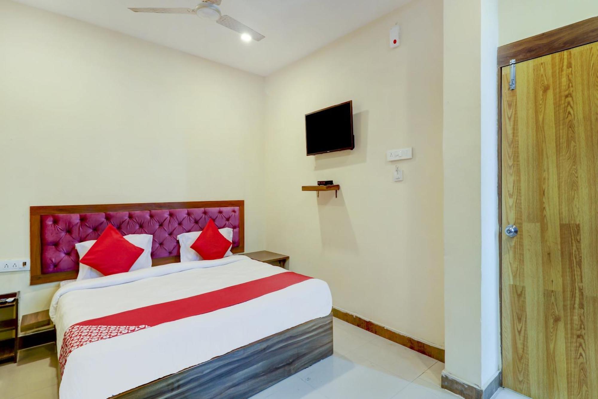 Hotel O Rsquare Elite Sururnagar Exteriör bild